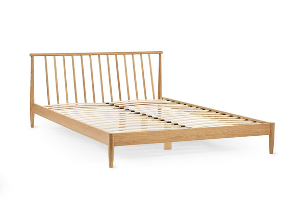Belton Spindle Bed