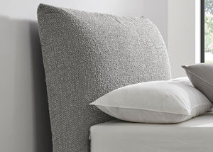 Luna Pillow Boucle Bed