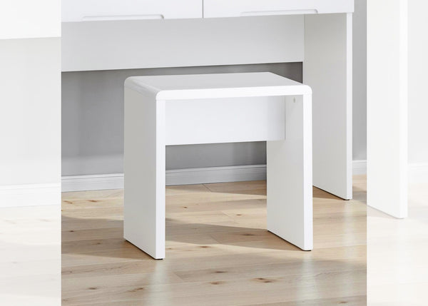 Manhattan Dressing Stool
