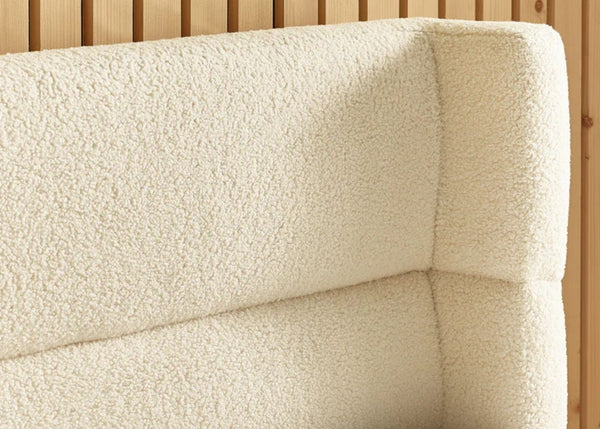 Obreon Boucle Bed